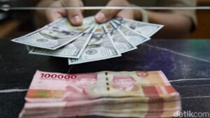 Rupiah Menguat Tipis Jelang Natal, Dolar AS Bergerak Variatif Terhadap Mata Uang Lain